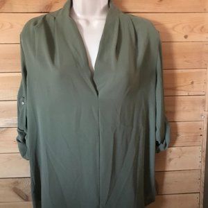 Mossimo Olive Green 3/4 Adjustable Sleeve Blouse